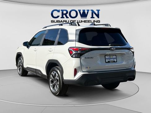 Used 2026 Subaru Forester Premium AWD/4WD image 5