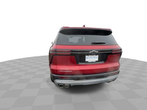 Certified 2026 Chevrolet Traverse LT w/ Driver Confidence Package image 7