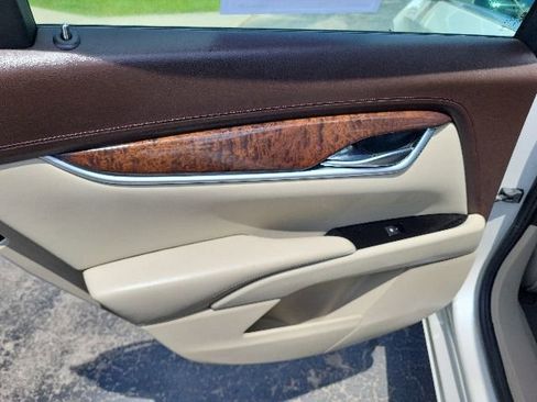 Used 2016 Cadillac XTS Premium FWD image 19