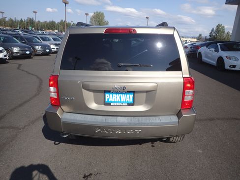 Used 2008 Jeep Patriot Sport image 4