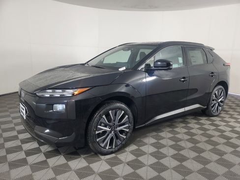 New 2026 Subaru Solterra Limited image 8