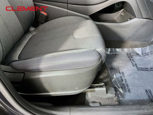Used 2023 Hyundai Santa Fe SEL FWD image 33