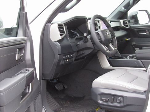 New 2026 Toyota Tundra SR5 AWD/4WD image 13