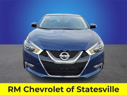 Used 2017 Nissan Maxima 3.5 SV image 2