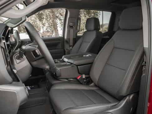 New 2026 Chevrolet Silverado 1500 LT Trail Boss w/ LPO, Dark Essentials Package AWD/4WD image 18