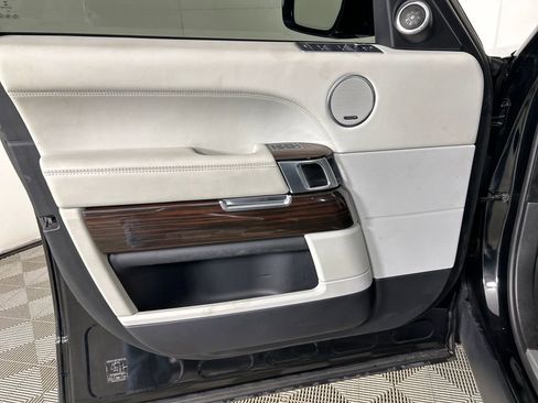 Used 2016 Land Rover Range Rover HSE AWD/4WD image 10