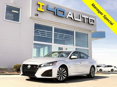 Used 2023 Nissan Altima 2.5 SV