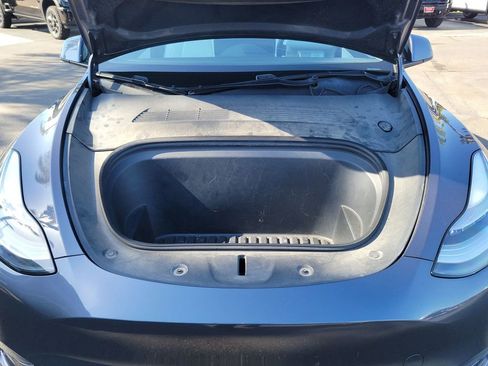 Used 2021 Tesla Model Y Long Range AWD/4WD image 28