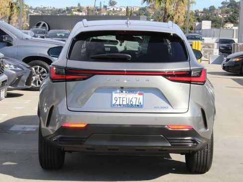 Certified 2025 Lexus NX 250 FWD image 20