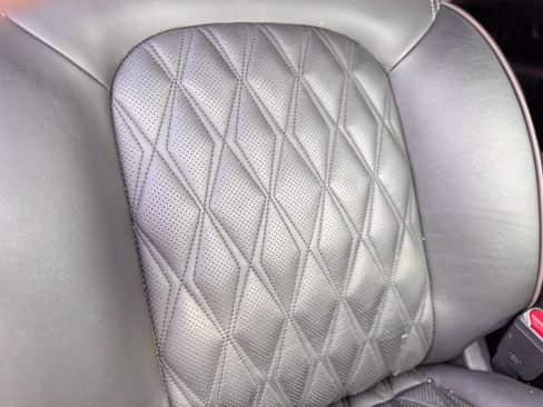 Used 2024 Nissan Armada Platinum w/ Captain's Chairs Package image 17