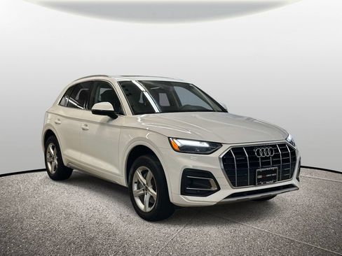 Used 2023 Audi Q5 2.0T Premium Plus w/ Convenience Package AWD/4WD image 10