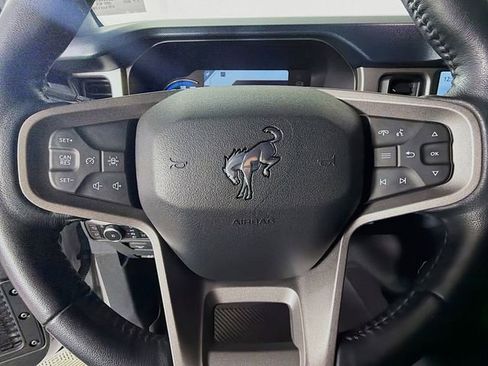 Used 2023 Ford Bronco Outer Banks AWD/4WD image 13