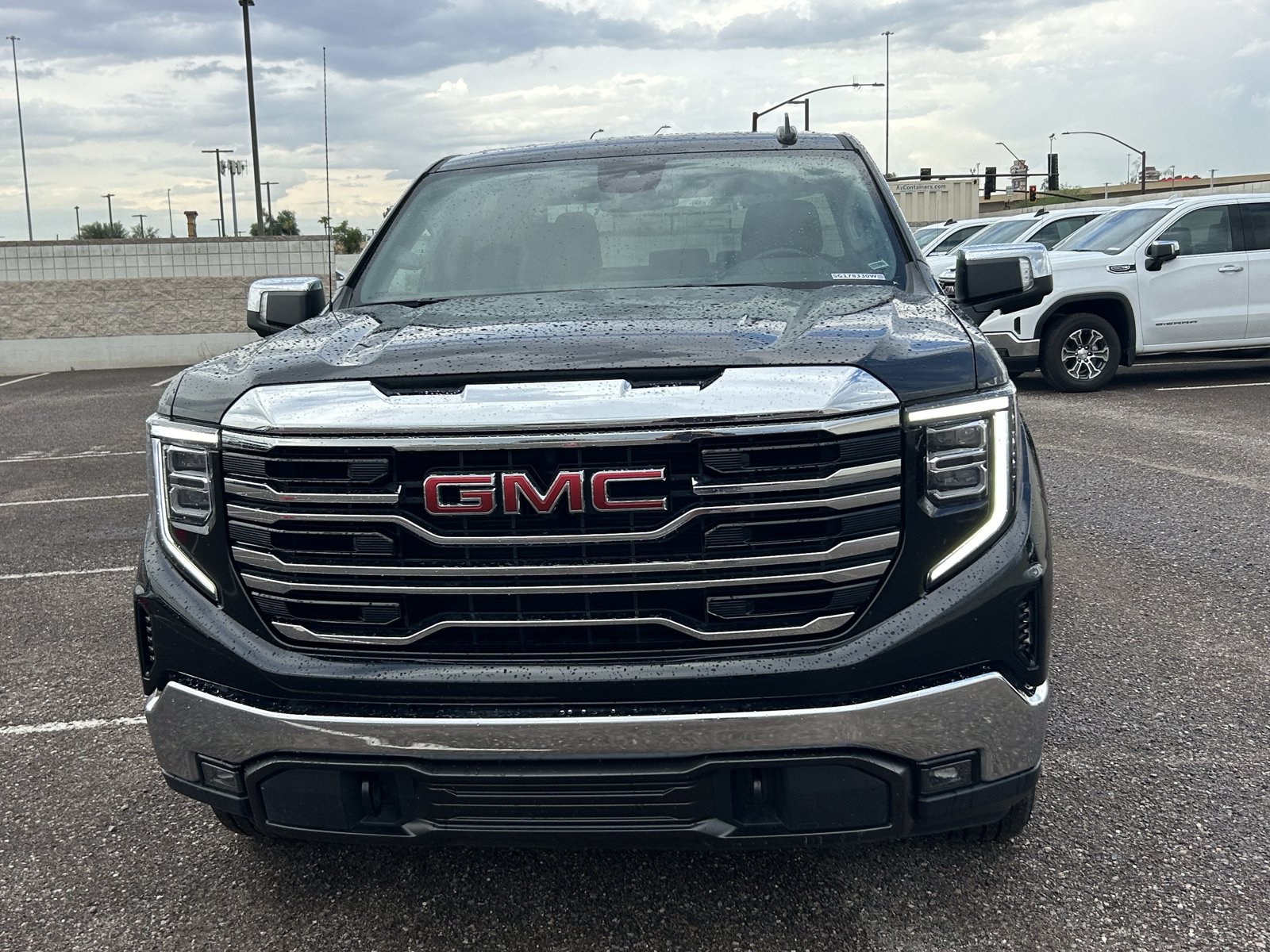 Used 2025 GMC Sierra 1500 SLT RWD image 8