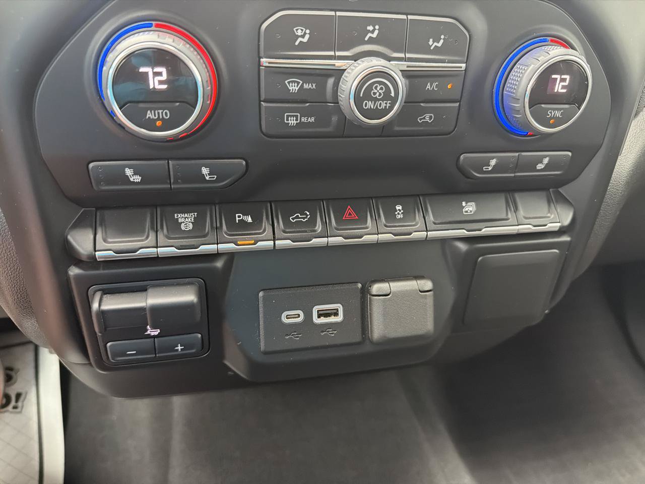 Used 2022 Chevrolet Silverado 3500 LT w/ All Star Edition AWD/4WD image 15