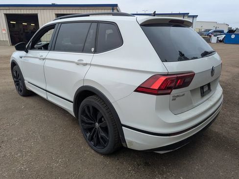 Used 2021 Volkswagen Tiguan SE R-Line AWD/4WD image 14