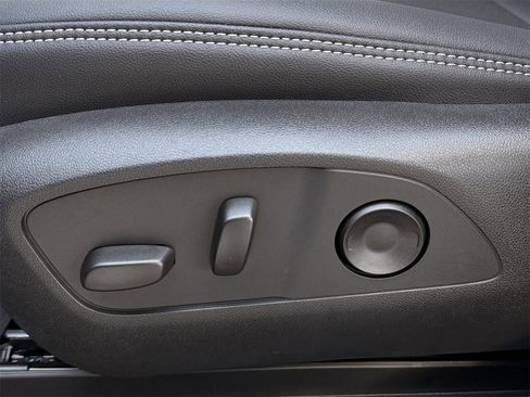 New 2026 Chevrolet Blazer EV LT image 21