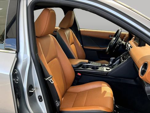 Used 2022 Lexus IS 300 w/ Premium Package RWD image 9