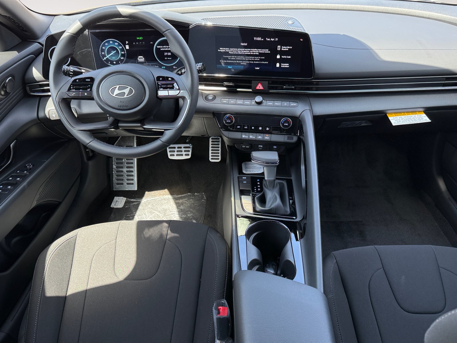 New 2026 Hyundai Elantra SEL FWD image 10