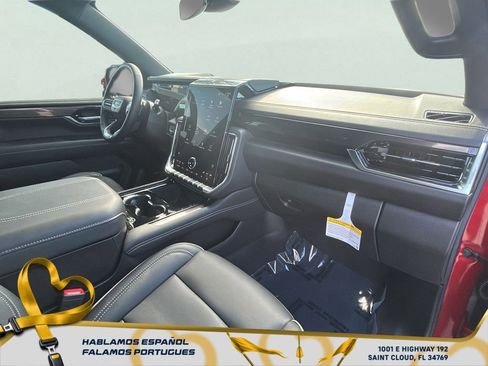 New 2026 GMC Yukon XL Elevation image 38