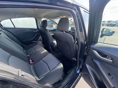Used 2016 MAZDA MAZDA3 i Sport image 13