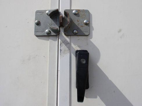 Used 2023 Ford E-450 and Econoline 450 Super Duty w/ Power Windows & Locks Group image 9