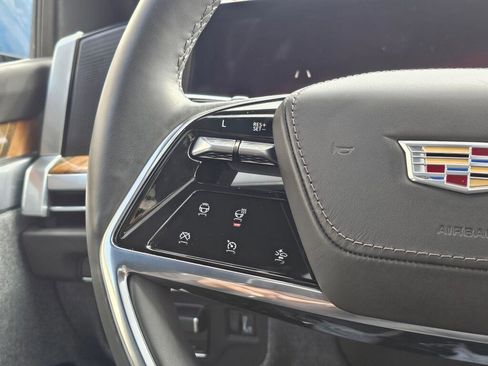 Certified 2025 Cadillac Escalade Sport Platinum AWD/4WD image 33