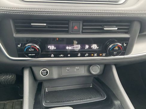 Certified 2023 Nissan Rogue SV w/ SV Premium B Package image 18