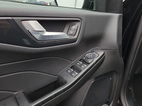 Certified 2025 Ford Escape ST-Line image 19