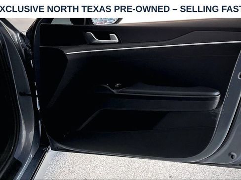 Used 2021 Kia K5 LXS FWD image 23