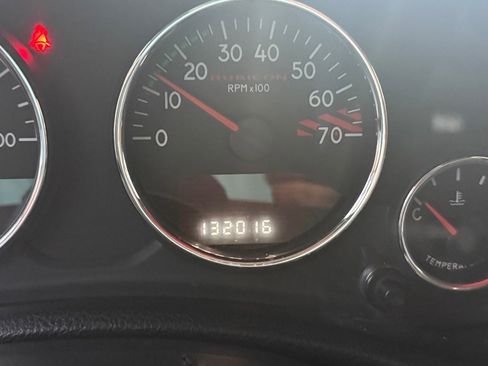 Used 2014 Jeep Wrangler Unlimited Rubicon image 29