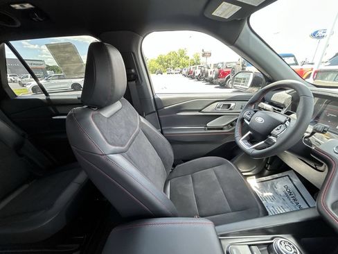 New 2026 Ford Explorer ST w/ Sun And Sound Package AWD/4WD image 10