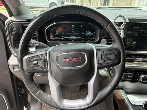 Used 2023 GMC Sierra 1500 Elevation w/ Elevation Premium Package AWD/4WD image 19