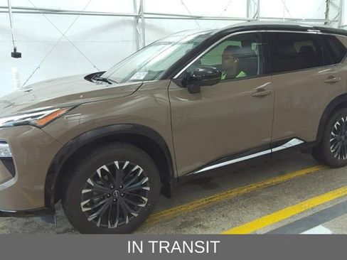 Used 2024 Nissan Rogue Platinum w/ Platinum Premium Package image 1