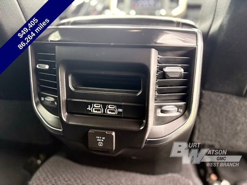 Used 2019 RAM 2500 Laramie w/ Black Appearance Package AWD/4WD image 28
