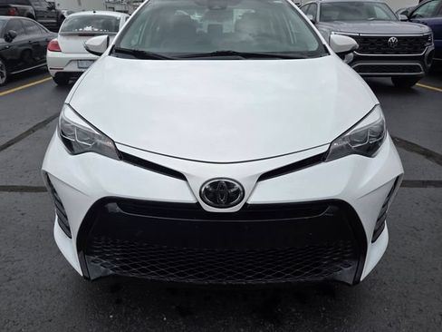 Used 2019 Toyota Corolla SE FWD image 2