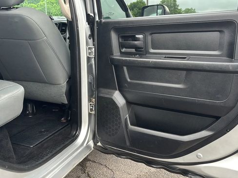 Used 2014 RAM 3500 Tradesman w/ Chrome Appearance Group image 12