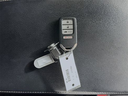 Used 2018 Honda Accord Sport image 35