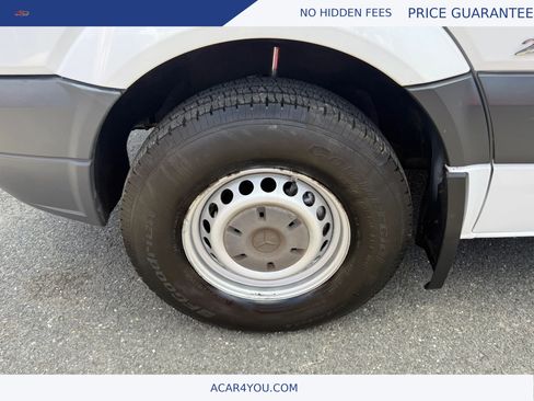 Used 2012 Mercedes-Benz Sprinter 2500 image 19