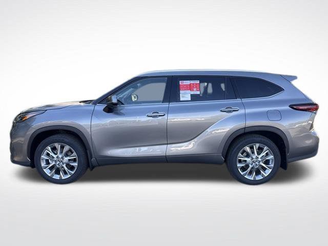 New 2026 Toyota Highlander Limited AWD/4WD image 2