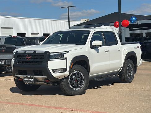 New 2026 Nissan Frontier PRO-4X image 2
