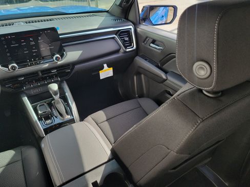 New 2026 GMC Canyon Elevation RWD image 17