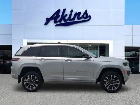 Certified 2022 Jeep Grand Cherokee Overland w/ Adv Protech Group III AWD/4WD image 1