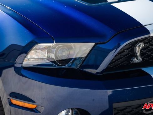 Used 2010 Ford Mustang Shelby GT500 RWD image 39