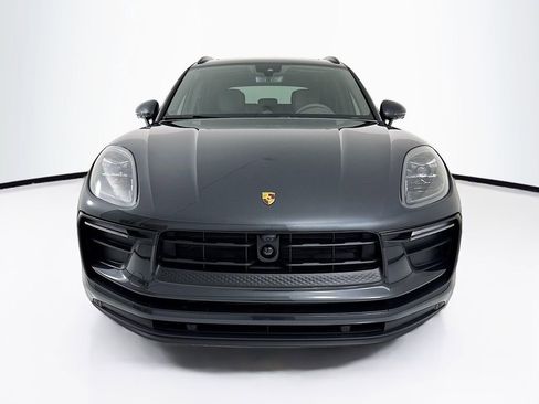 New 2026 Porsche Macan image 6