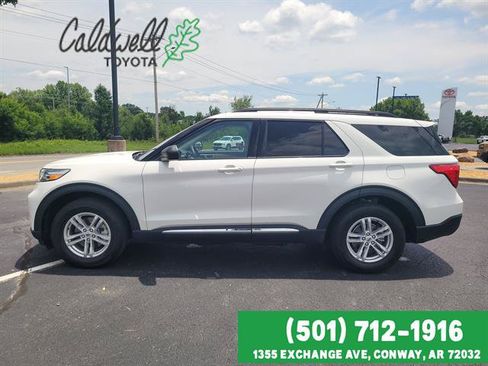 Used 2023 Ford Explorer XLT w/ Equipment Group 202A AWD/4WD image 8