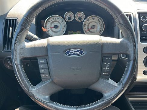 Used 2010 Ford Edge SEL AWD/4WD image 6