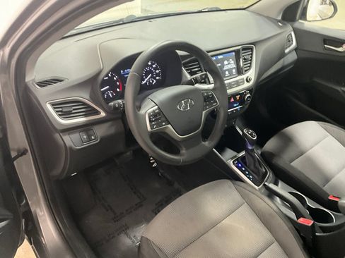 Used 2021 Hyundai Accent Limited w/ Cargo Package FWD image 15