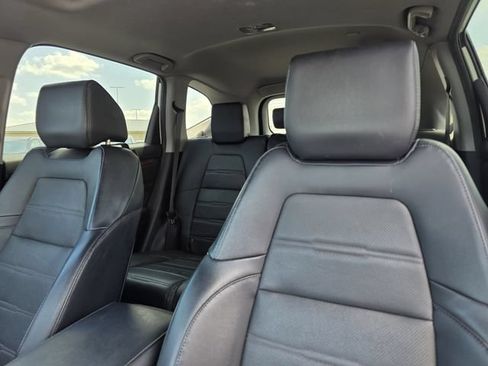Used 2017 Honda CR-V Touring image 12
