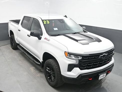 Used 2023 Chevrolet Silverado 1500 LT Trail Boss w/ Protection Package AWD/4WD image 16
