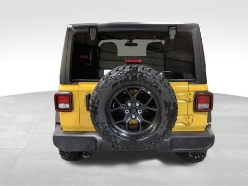 Used 2021 Jeep Wrangler Sport AWD/4WD image 6
